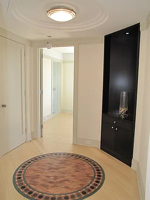 Sold by Ann Weintraub, Ltd. | media 20