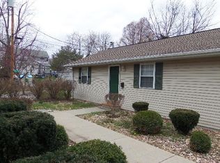 817 S 9th St #817S9-3-3, Herrin, IL 62948