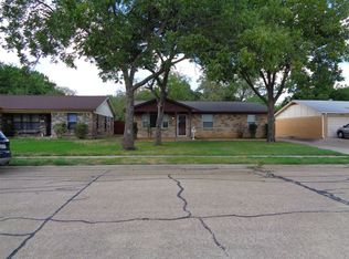 2019 Vickie Dr, Irving, TX 75060