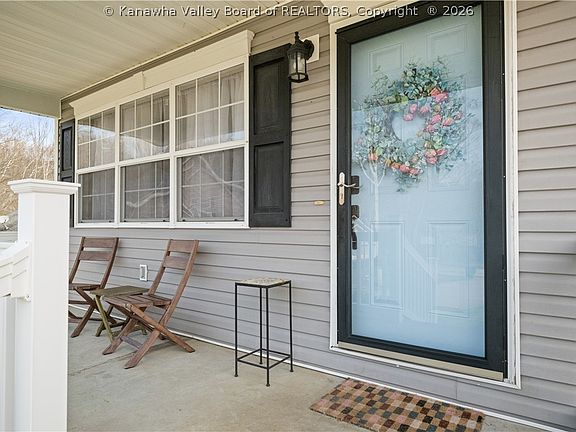 5th image of 119 Bayside Dr