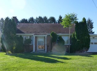 590 College Garden Dr, Kutztown, PA 19530