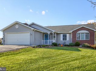 9 McCandless Dr, East Berlin, PA 17316