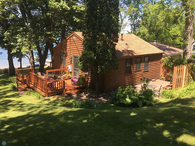 Listing photo