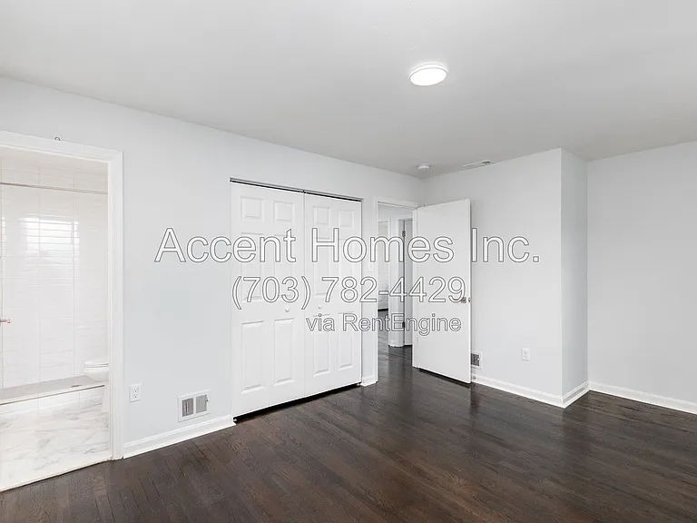 8613 Kenilworth Dr — Photo 16