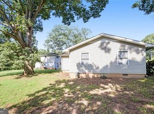 591 E Johnson St, Temple, GA 30179