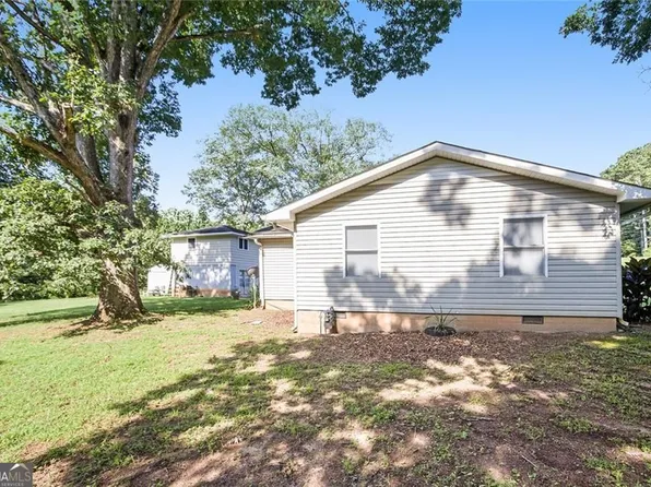 591 E Johnson St, Temple, GA 30179