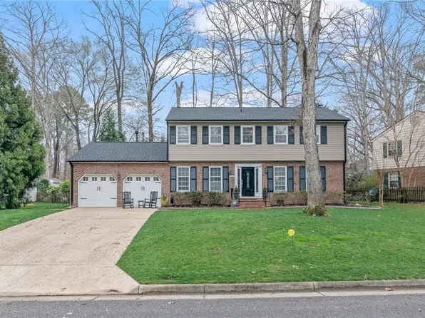 329 Dominion Dr, Newport News, VA 23602