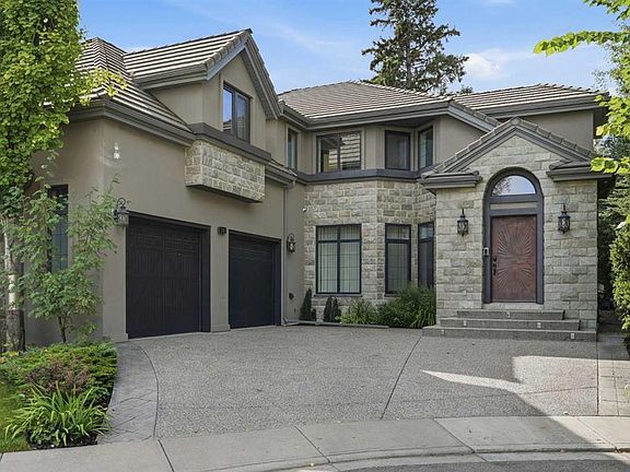 2nd image of 19 E Windsor Cres SW