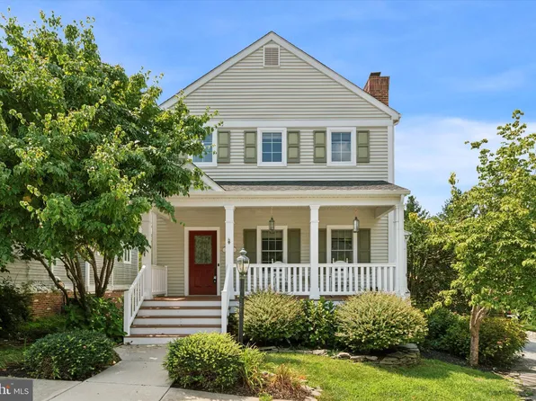 623 Caravay Ln, Downingtown, PA 19335