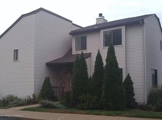 2 Pennybrook Ln, Middletown, NJ 07748