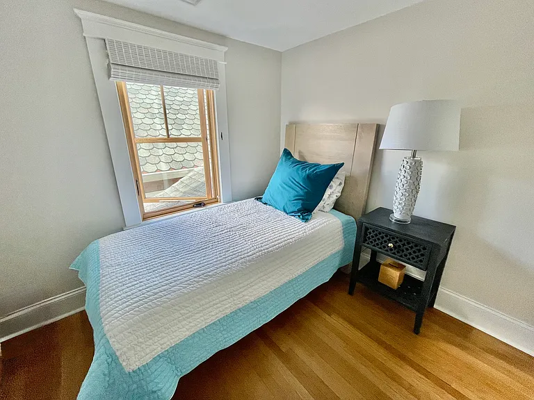 557 Lake Ave — Photo 51