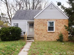 912 Canterbury St SW, Wyoming, MI 49509