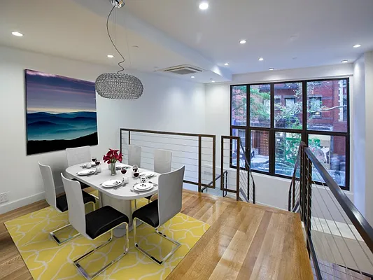 Sold by Sotheby's International Realty | media 10