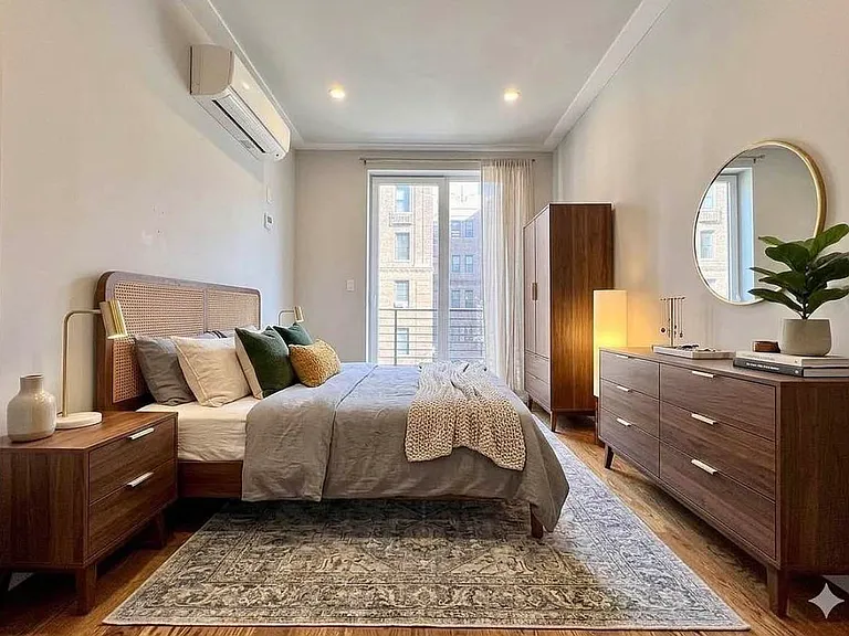 62 E 21st St #2C — Photo 8