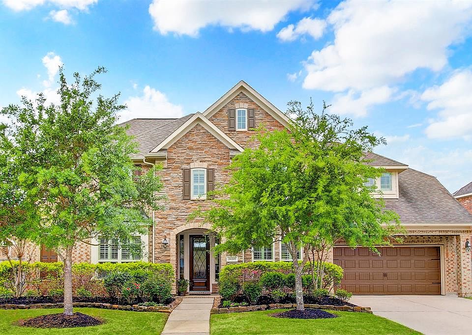 1st image of 26707 Valleyside Dr