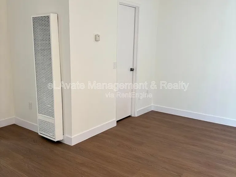 6815 Kelvin Ave. — Photo 25