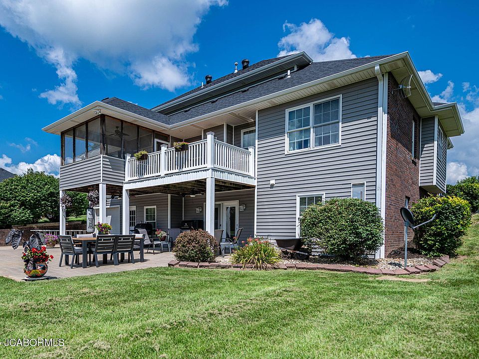303 Summerhill Dr, Jefferson City, MO 65109 | Zillow