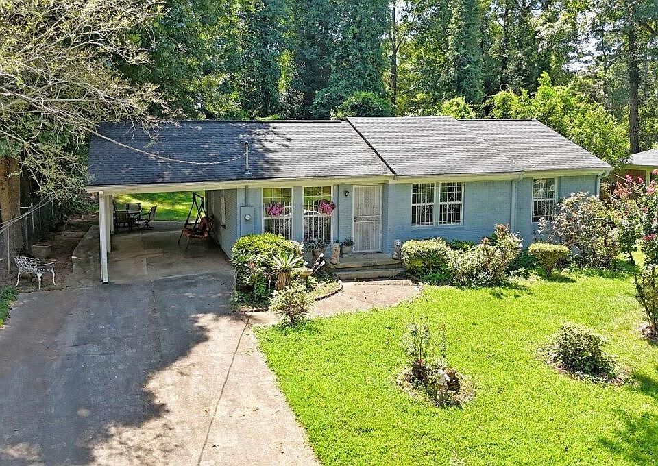 1st image of 2985 Catalina Dr