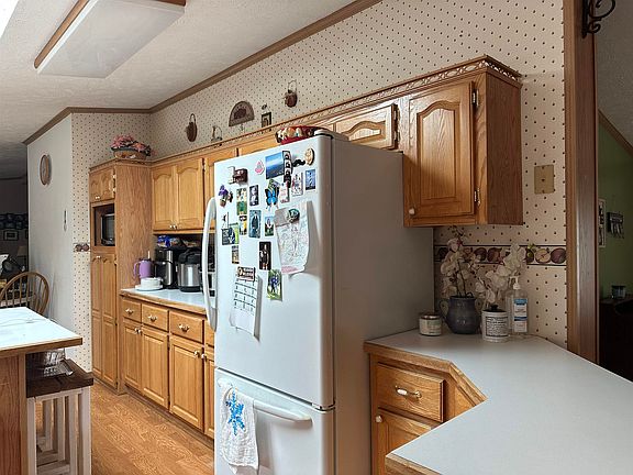 5th image of 409 9th St