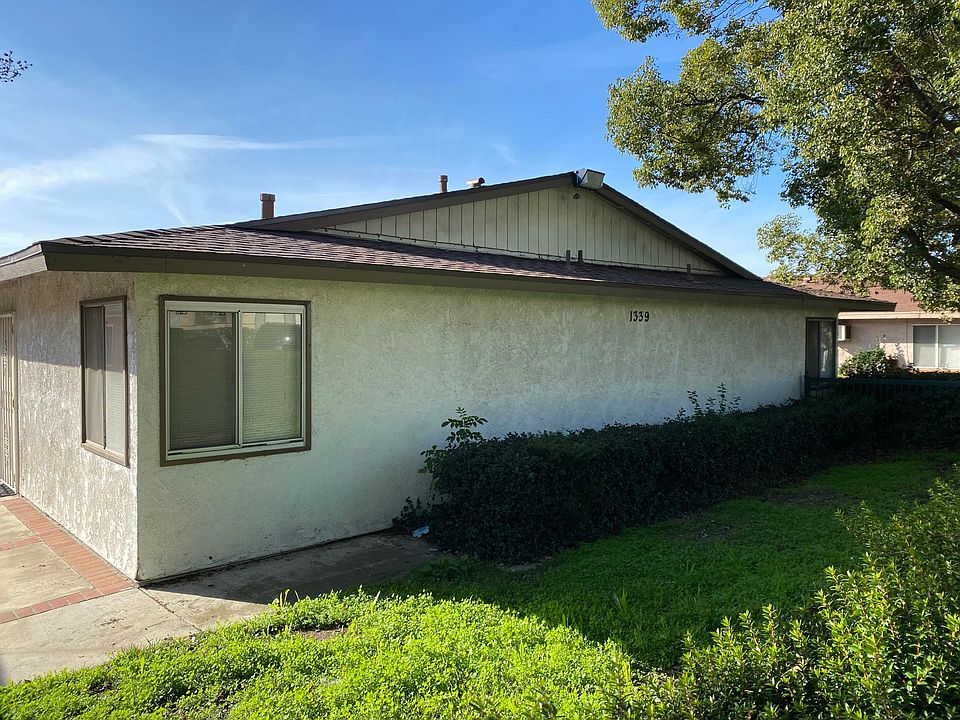 1st image of 1339 W Stoneridge Ct #6