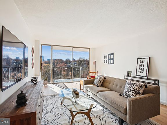 4th image of 4600 S Four Mile Run Dr APT 820