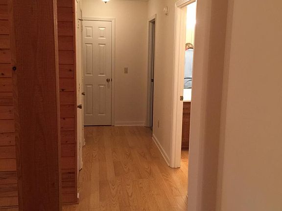 3rd image of 112 Montgomery Dr