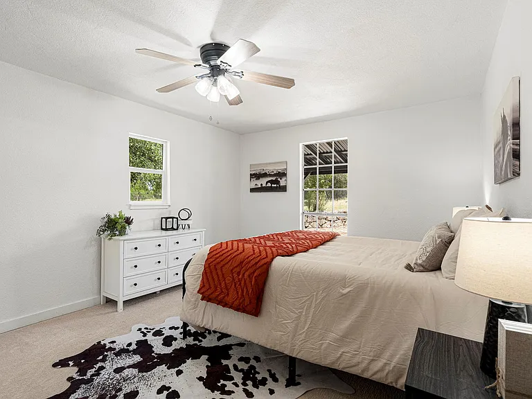 2591 Spring Valley Dr — Photo 24