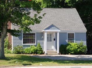 1156 Main Ave, Warwick, RI 02886