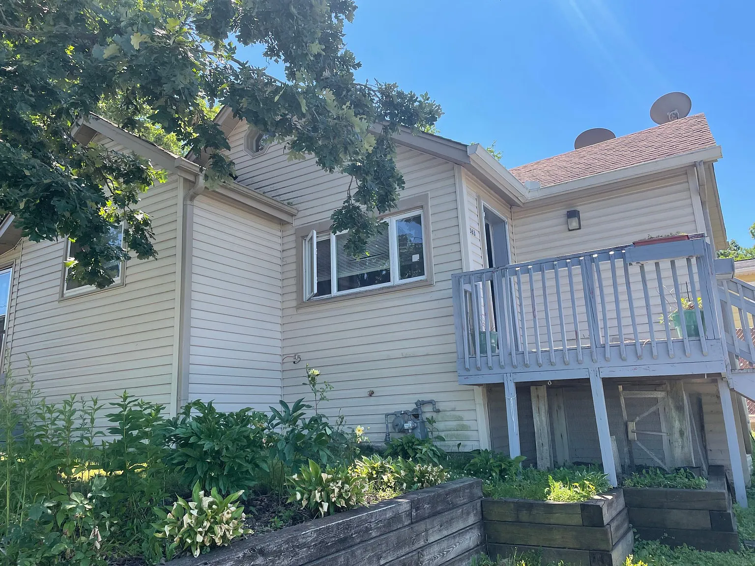 563 N Ravine Dr — Photo 1