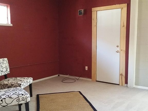 4th image of 905 NW Bell Ave