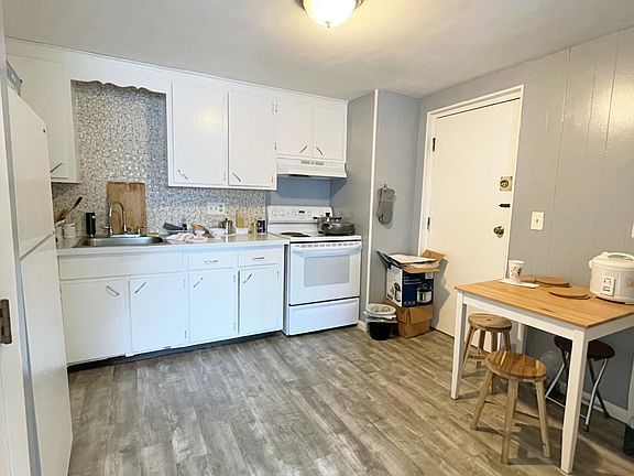 2nd image of 36 Marlboro St #1C