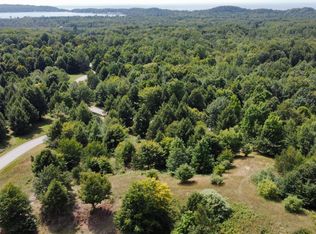 86 N Slope Dr, Onekama, MI 49675