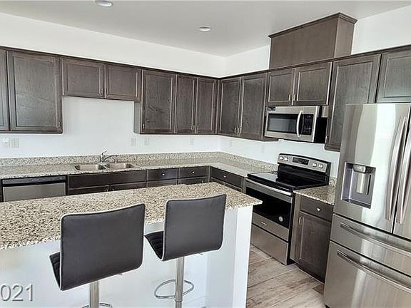 3rd image of 5727 Lucky Pagoda Ct