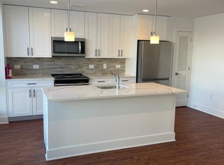 77 Ridge Rd #105, North Arlington, NJ 07031