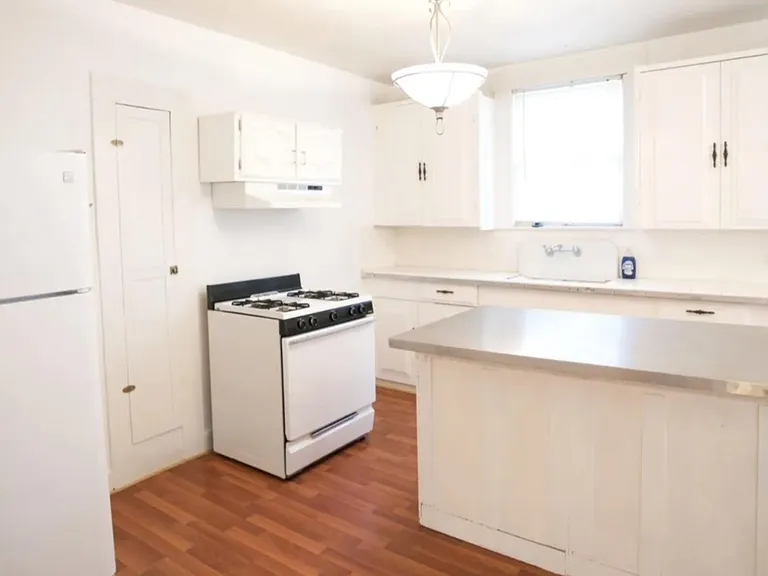 105 Mount Vernon Ct #2 — Photo 2