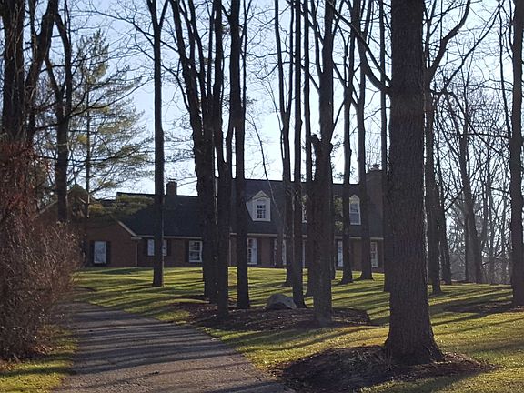 2nd image of 11699 Stonegate Dr