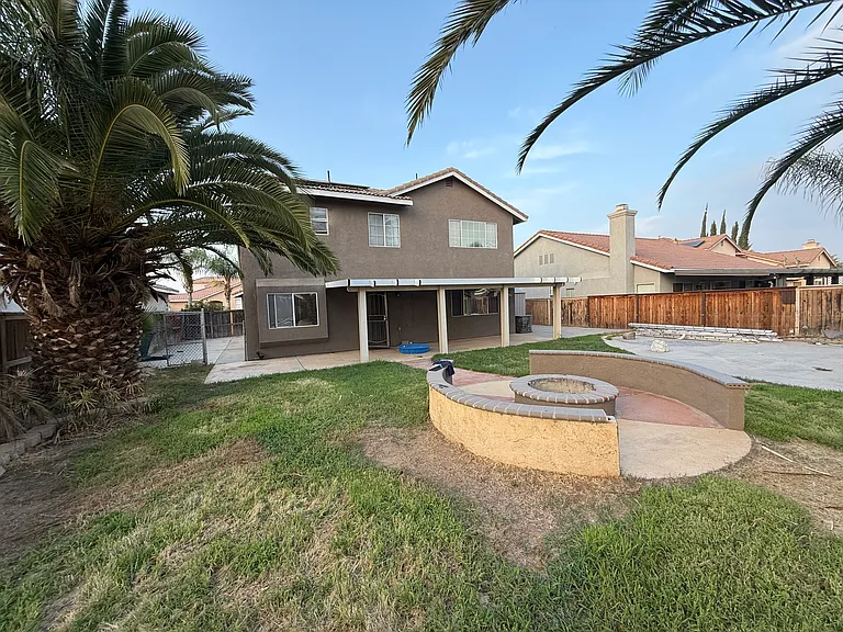 27211 Soprano St — Photo 23