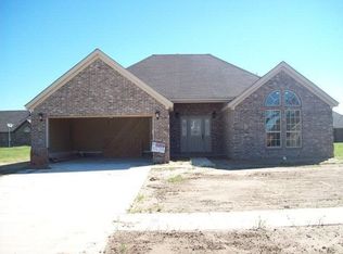 803 Sorrell Cir, Marion, AR 72364