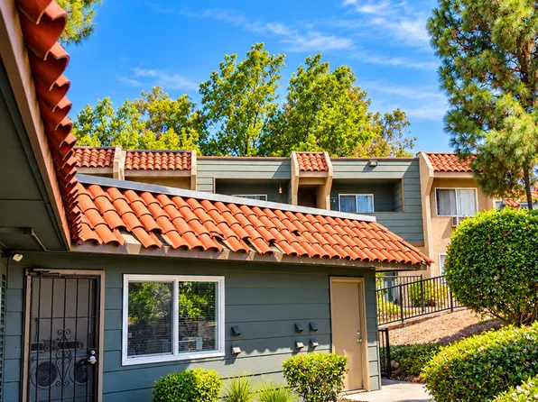 Pine View Apartments