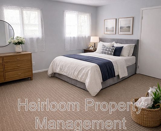 4th image of 102 10th St Unit 202