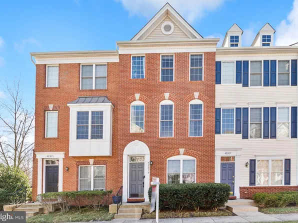 42819 Smallwood Ter, Chantilly, VA 20152