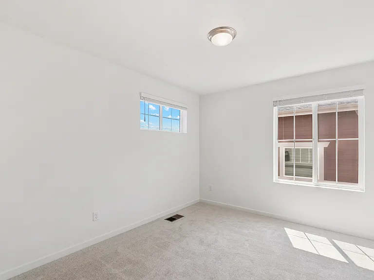 7327 S Yank Ct — Photo 34