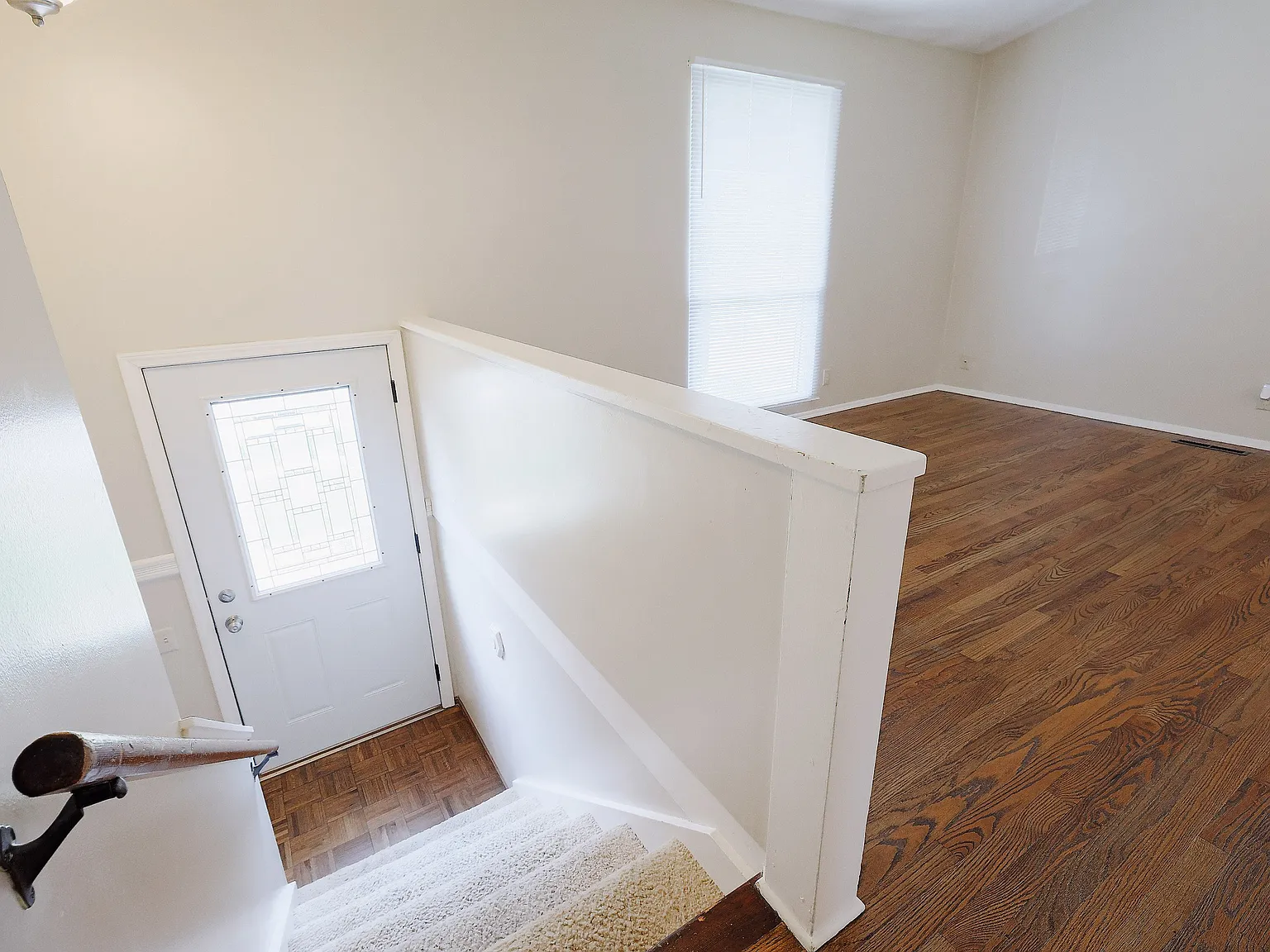 3 bed, 1704 sqft, $1,909 — Photo 3