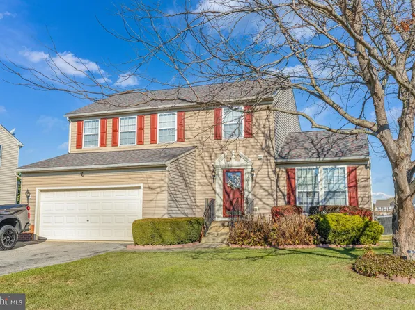 236 E Braeburn Dr, Smyrna, DE 19977