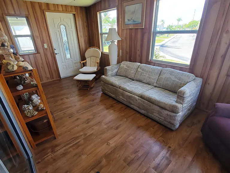 4800 SE Federal Hwy #47 — Photo 11