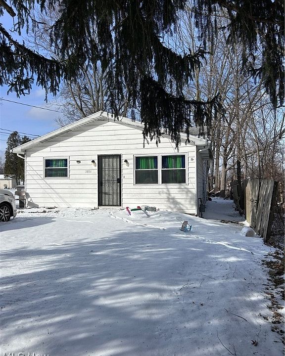 1st image of 2814 Eddie St
