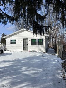 2814 Eddie St, Youngstown, OH, 44509