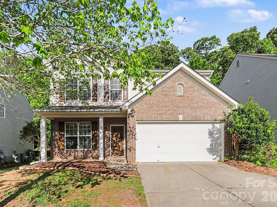1st image of 9823 Jeanette Cir