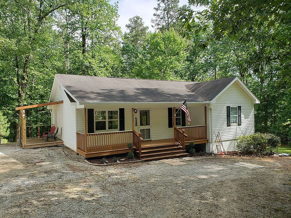 1st image of 206 Viking Dr
