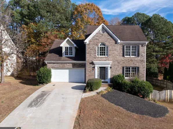 679 Springtor Dr, Lawrenceville, GA 30043